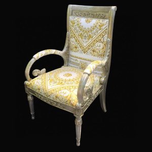 Standard Vanitas Armchair in gold and white finishing