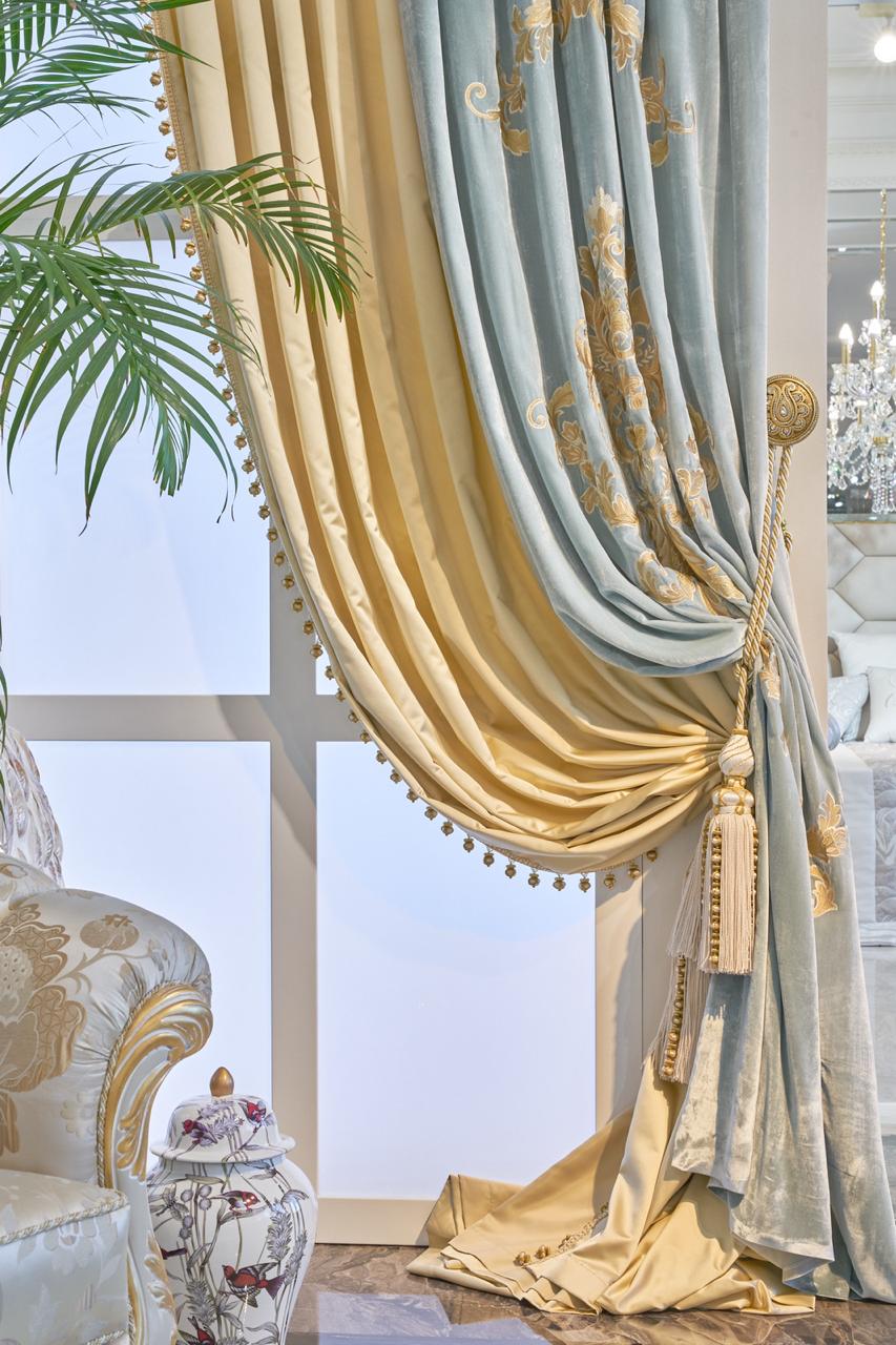 Luxurious curtain set ⋆ Emirates Home