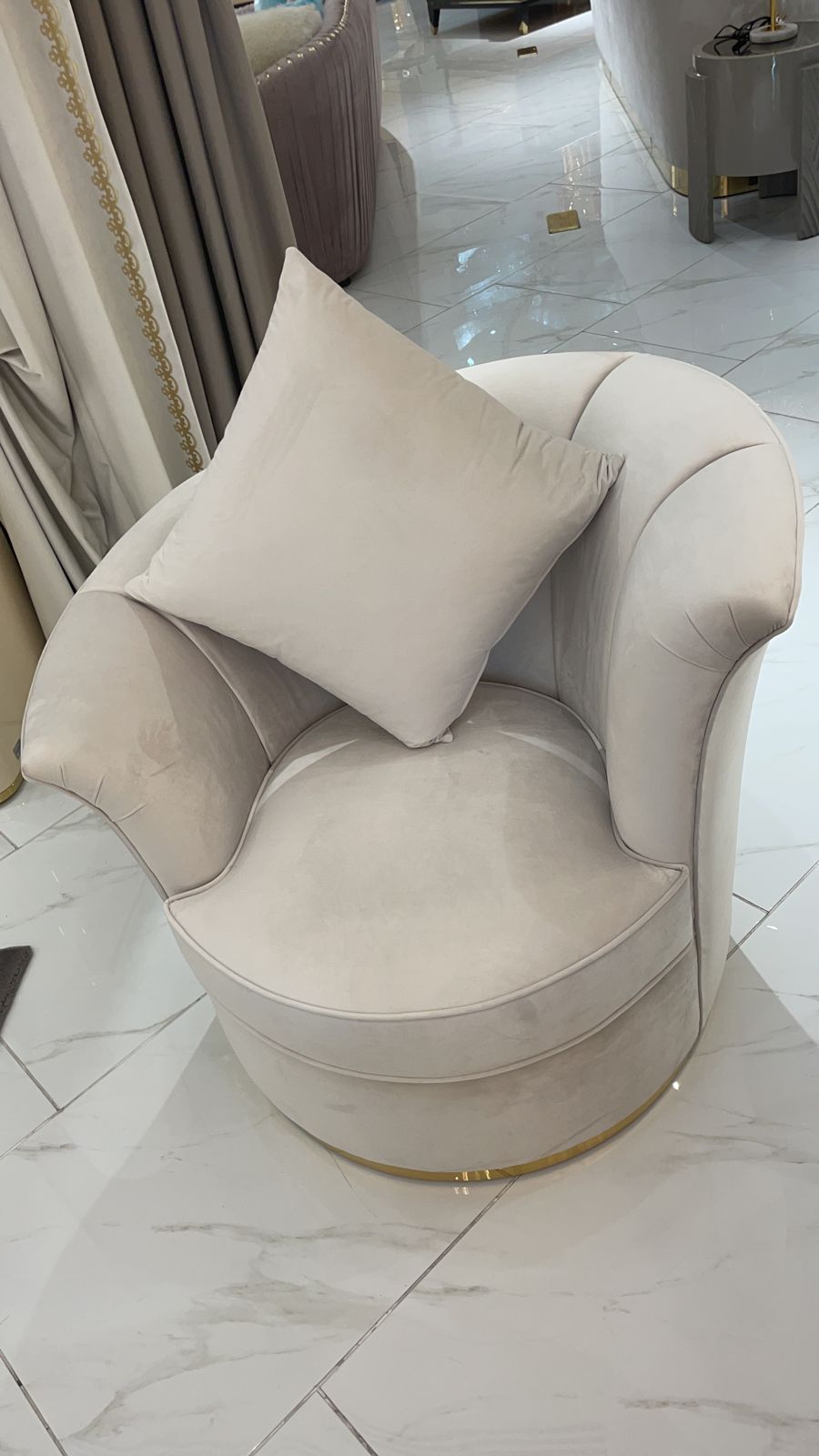Luxury Plain White Chair
